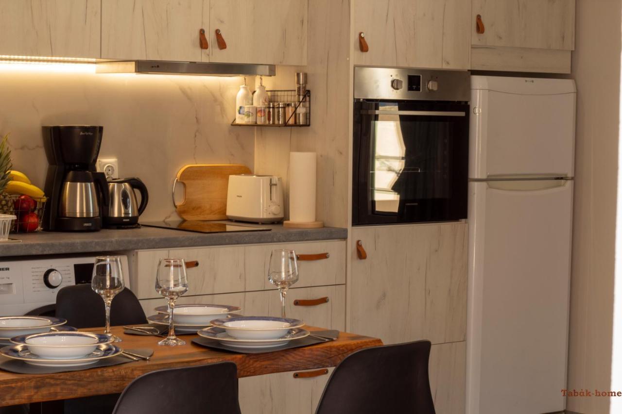 Tabak Home Sea Side Apartment خانيا المظهر الخارجي الصورة